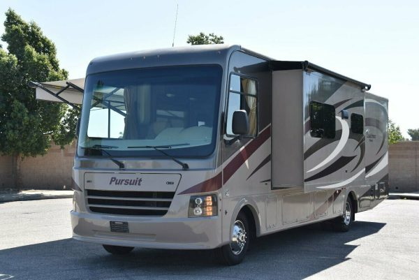 2015 Coachmen Pursuit 33BH