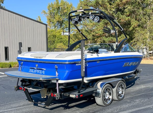 2011 Supra 22 SSV - Image 12