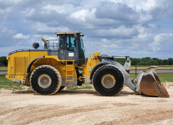 2014 John Deere 844K - Image 13