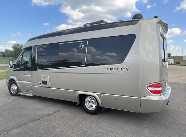 2019 Leisure Travel Serenity S24CB - Image 17