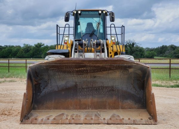 2014 John Deere 844K - Image 14