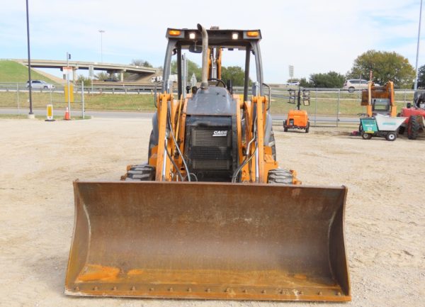 2015 Case 580N 4WD Backhoe - Image 16
