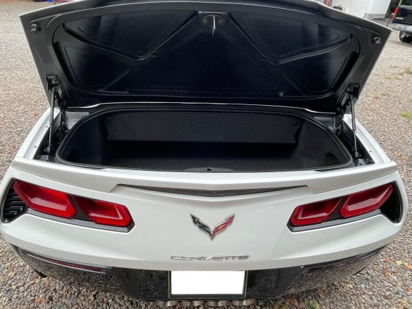 2017 Chevrolet Corvette Stingray - Image 7