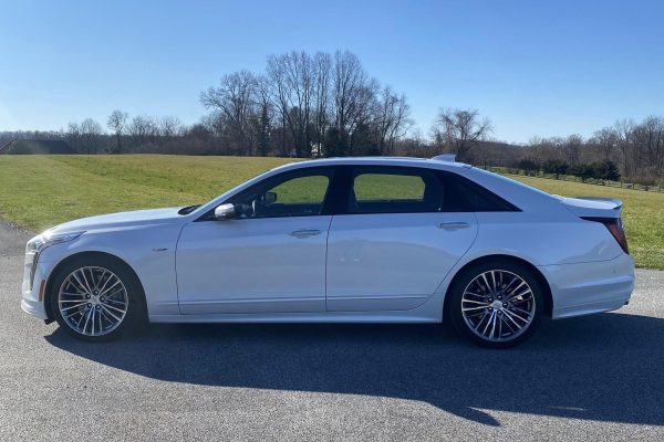 2020 Cadillac CT6-V - Image 18