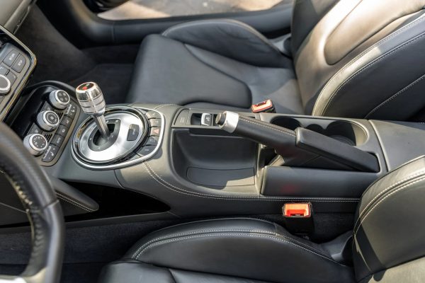 2014 Audi R8 V10 Spyder - Image 10