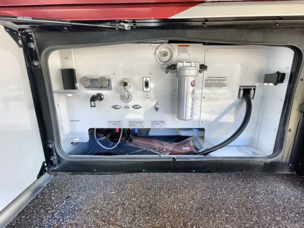 2022 Holiday Rambler Endeavor 38N - Image 20