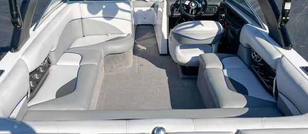 2011 Supra 22 SSV - Image 16