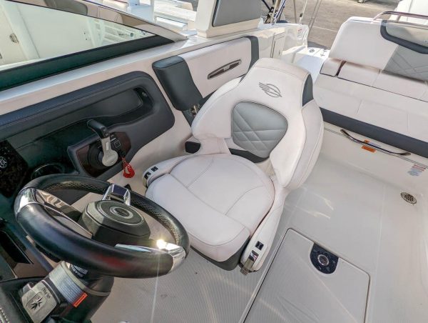 2020 Chaparral 257 SSX OB - Image 11