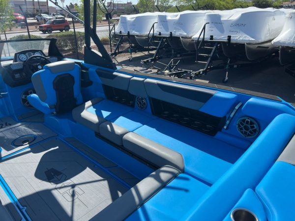 2021 Axis Wake Research A24 - Image 16