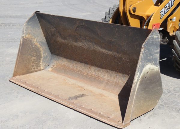 2016 Case 321F - Image 16