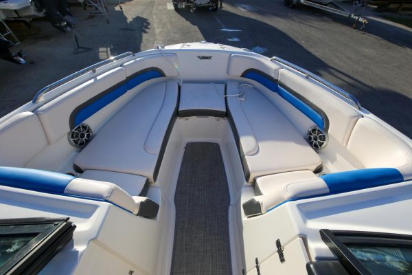 2017 Chaparral Vortex 2430 VRX - Image 10