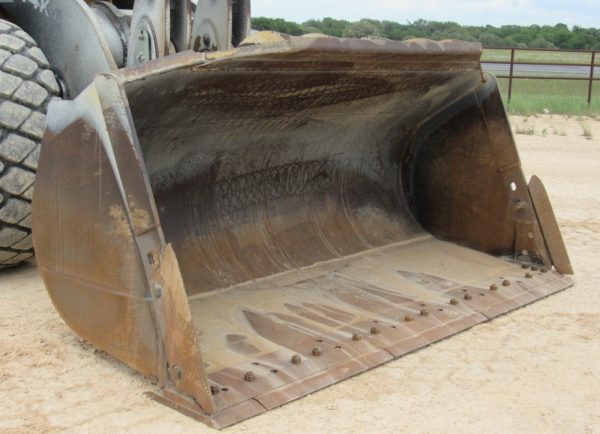 2014 John Deere 844K - Image 17