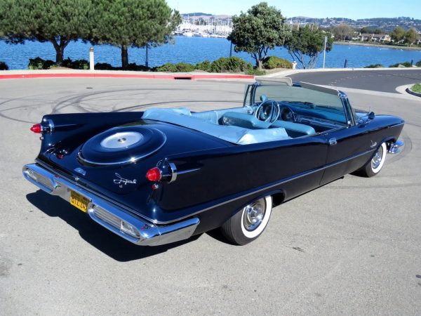 1957 Chrysler Imperial Crown - Image 13