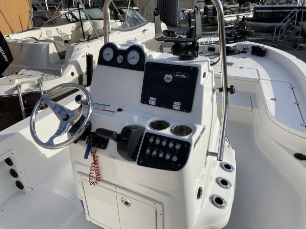 2019 NauticStar 244 XTS - Image 18