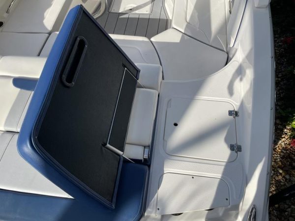 2021 Chaparral 23 Surf - Image 62