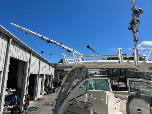 2018 Pursuit DC 265 - Image 10