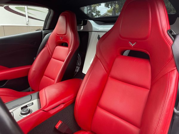 2017 Chevrolet Corvette Stingray - Image 12