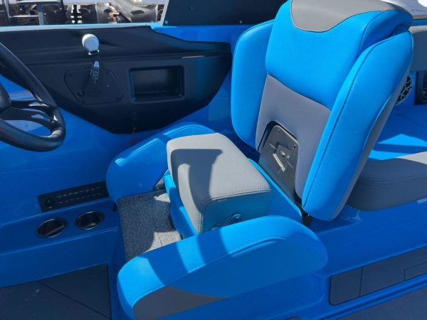 2021 Axis Wake Research A24 - Image 21