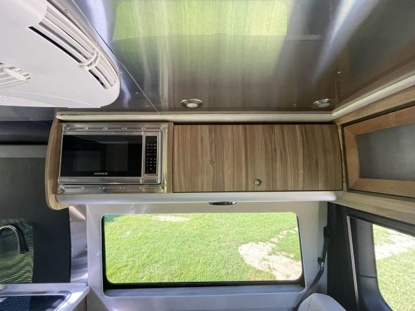 2020 Airstream Interstate 19 Tommy Bahama Edition 4x4 - Image 139