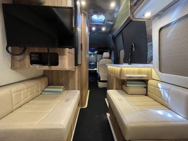 2020 Airstream Interstate 19 Tommy Bahama Edition 4x4 - Image 141