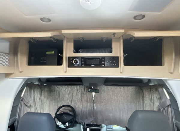 2019 Leisure Travel Serenity S24CB - Image 25