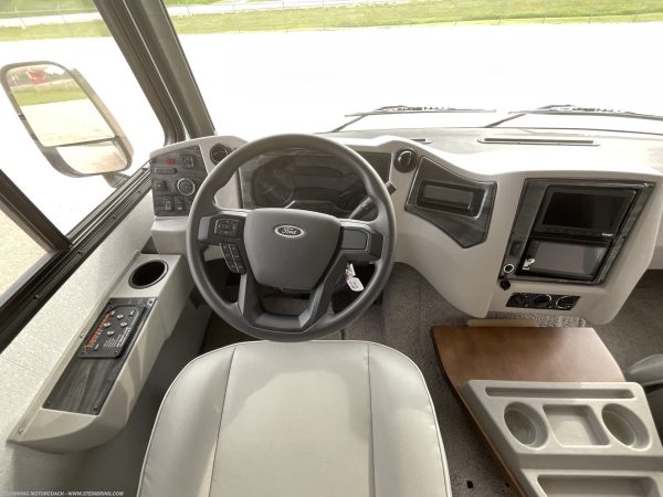 2022 Newmar Bay Star 3014 - Image 32