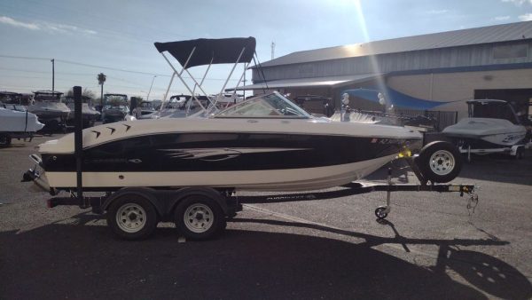 2021 Chaparral 19 SSi - Image 20