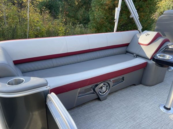 2021 Tahoe Pontoons Cascade Quad Lounger 25 - Image 23
