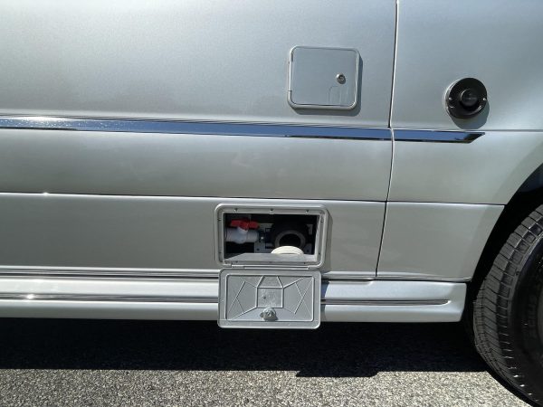 2020 Airstream Interstate 19 Tommy Bahama Edition 4x4 - Image 146