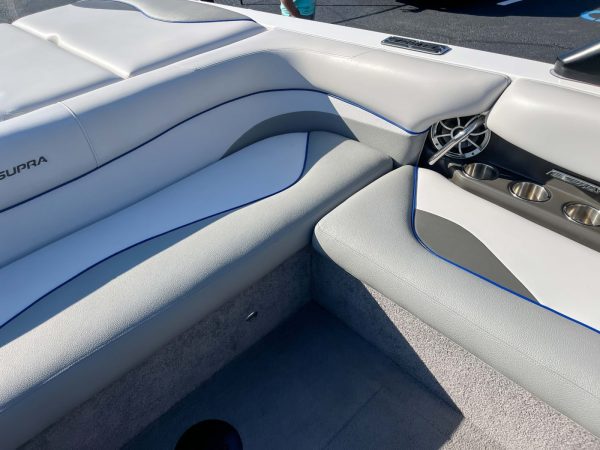 2011 Supra 22 SSV - Image 6