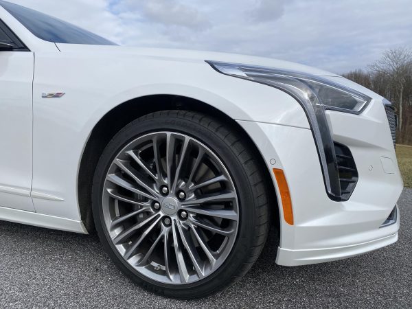 2020 Cadillac CT6-V - Image 25