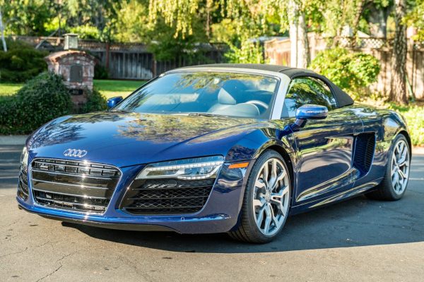 2014 Audi R8 V10 Spyder - Image 18