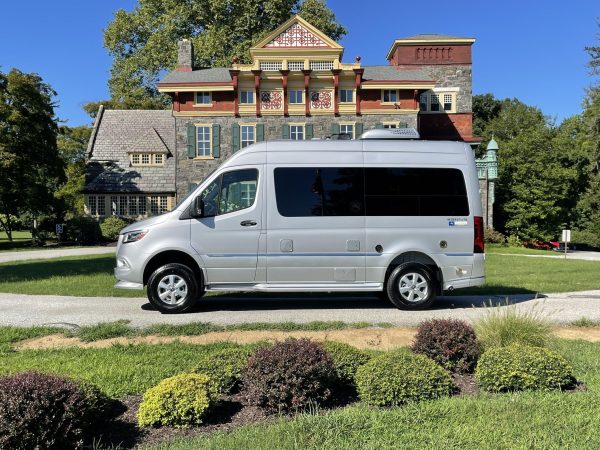 2020 Airstream Interstate 19 Tommy Bahama Edition 4x4 - Image 170
