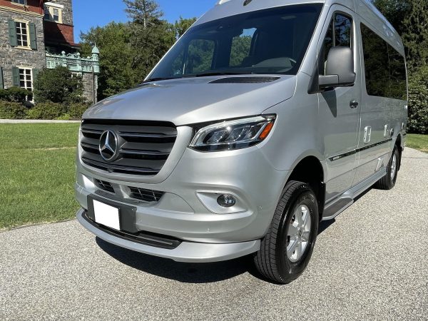 2020 Airstream Interstate 19 Tommy Bahama Edition 4x4 - Image 182