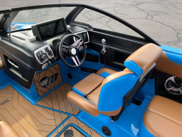 2019 Malibu Boats 23 LSV - Image 29