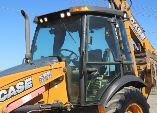 2014 Case 580SN - Image 21