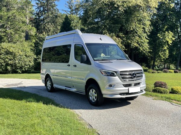 2020 Airstream Interstate 19 Tommy Bahama Edition 4x4 - Image 186