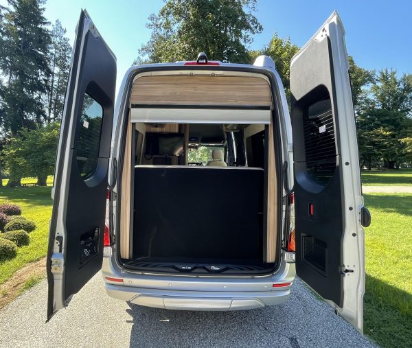 2020 Airstream Interstate 19 Tommy Bahama Edition 4x4 - Image 192