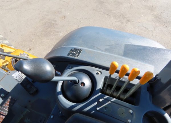 2015 John Deere 210LEP - Image 29