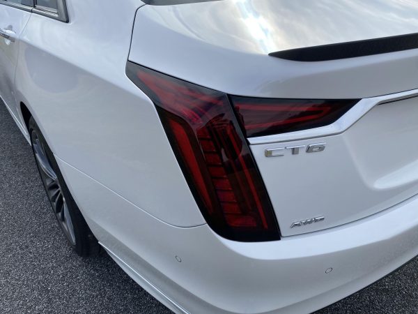 2020 Cadillac CT6-V - Image 30