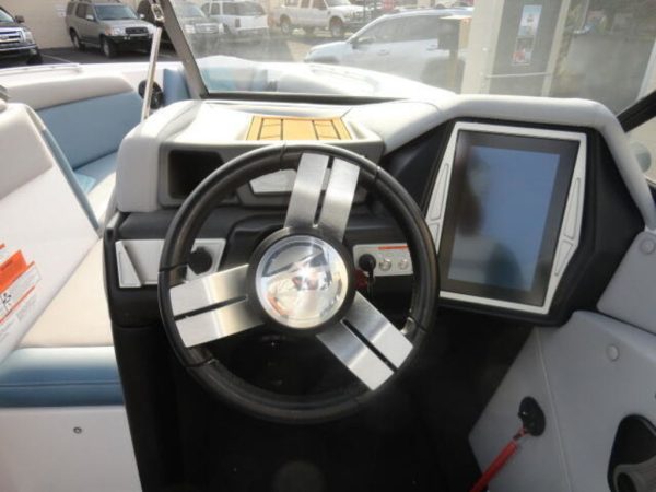 2020 Tige R23 - Image 28