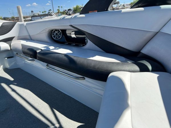2014 Centurion Enzo FX44 - Image 28