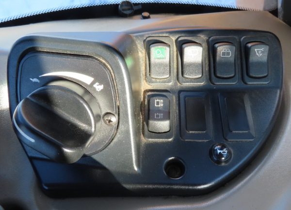 2013 Case 580SN 4x4 - Image 32