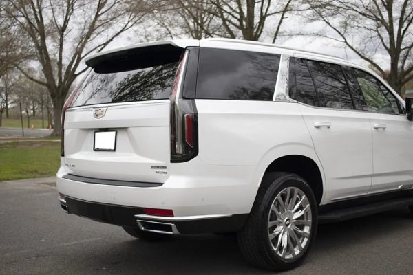 2021 Cadillac Escalade Premium Luxury - Image 6