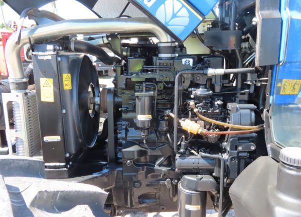 2013 New Holland TD5040 - Image 32