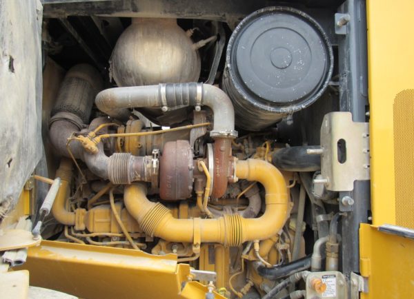 2014 John Deere 844K - Image 31
