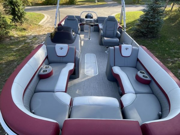 2021 Tahoe Pontoons Cascade Quad Lounger 25 - Image 6