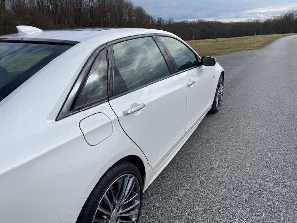 2020 Cadillac CT6-V - Image 34