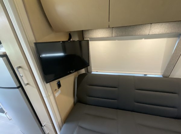 2019 Leisure Travel Serenity S24CB - Image 36