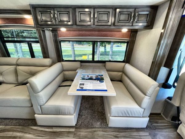 2022 Holiday Rambler Endeavor 38N - Image 40